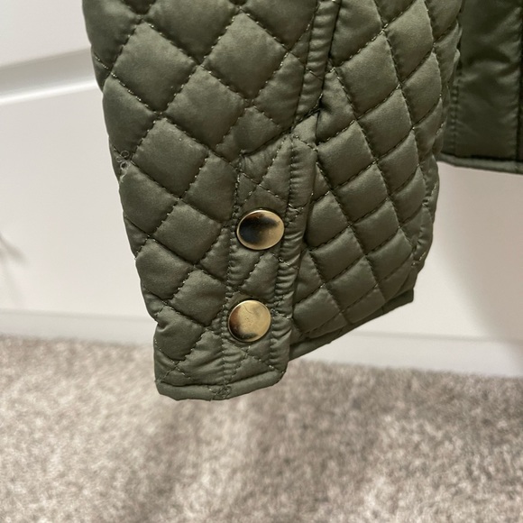 Faded Glory Quilted Army Green Jacket- EXCELLENT CONDITION sz Small - Picture 7 of 8